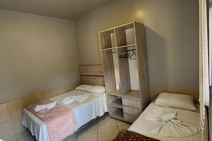 Room 5 of 13