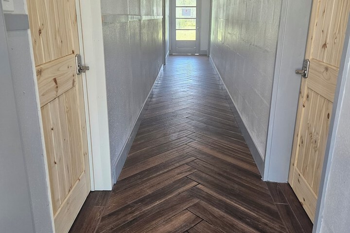 Ballroom/Hall 22 of 30