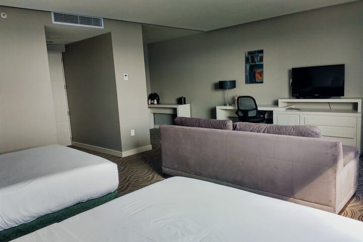 Room 44 of 86