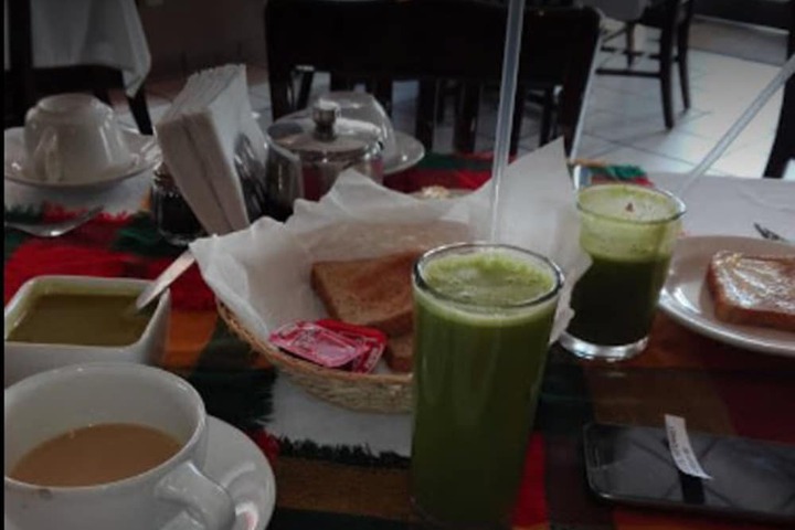 Breakfast/Coffee Service 32 of 49