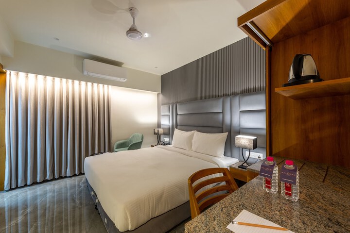 Room 27 of 63