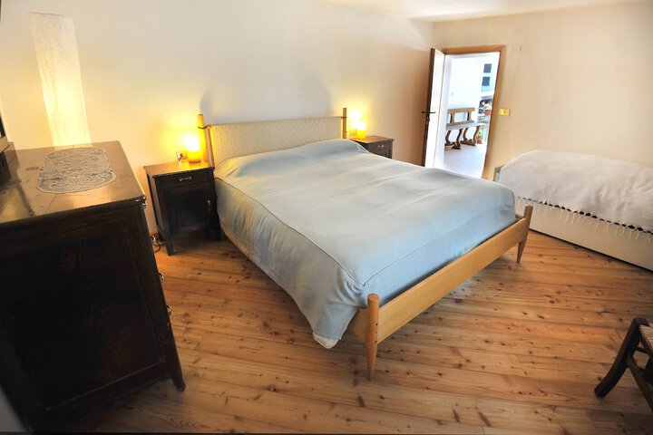 Room 7 of 56
