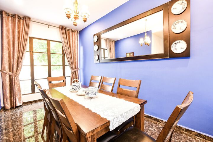 Room 3 of 11