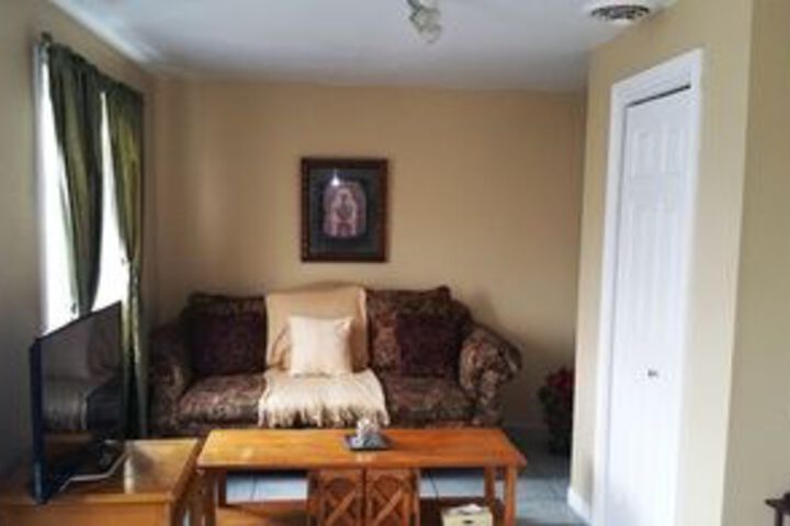 Room 4 of 4