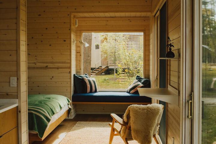Room 2 of 54