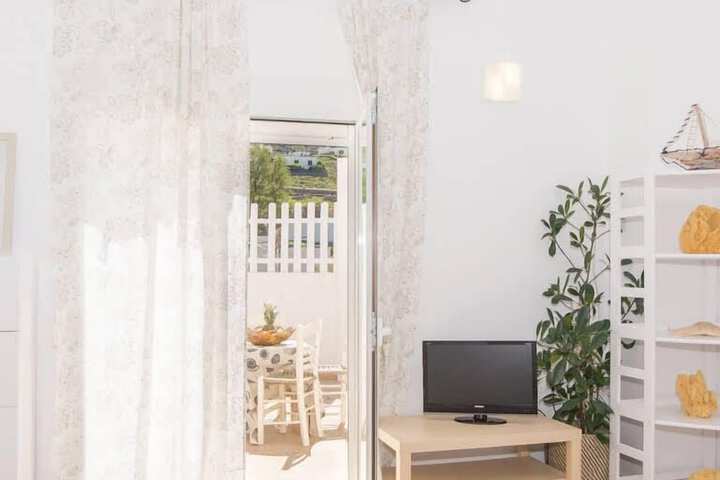 Room 8 of 20