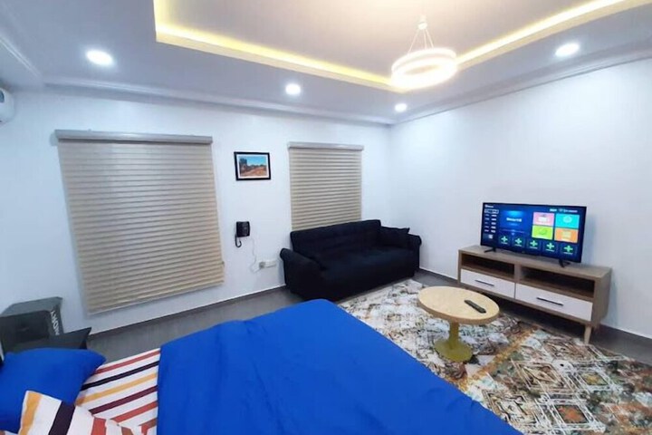 Room 7 of 27