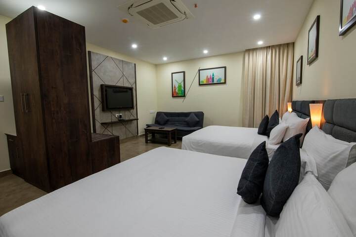 Room 22 of 45