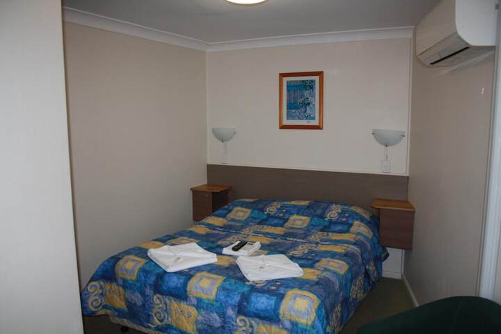 Room 14 of 34