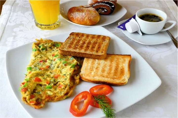 Breakfast/Coffee Service 43 of 75