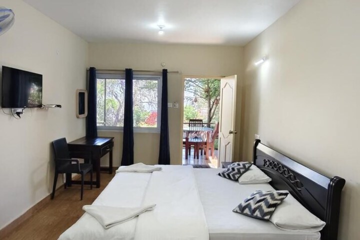 Room 3 of 17