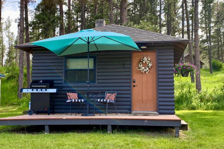 Photo of Cabin 4 at Horse Creek Resort