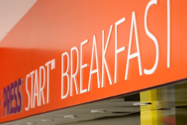 Breakfast/Coffee Service 25 of 35