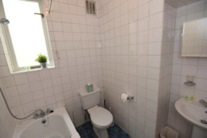 Room 2 of 11