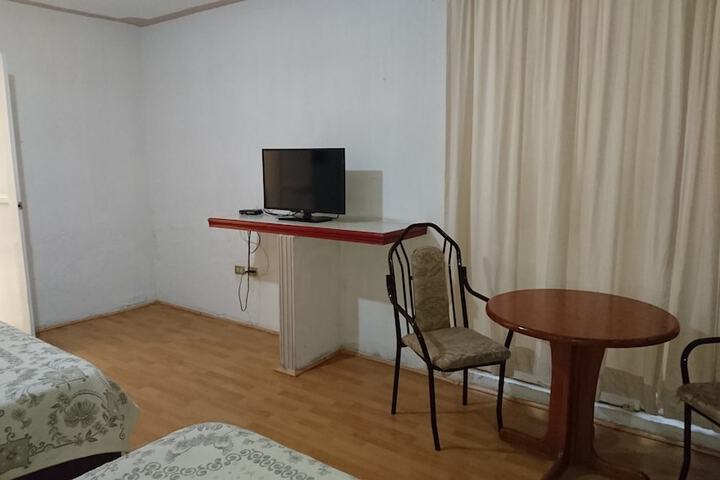 Room 7 of 16