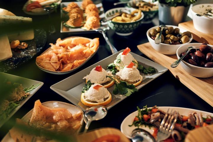 Dining 53 of 92