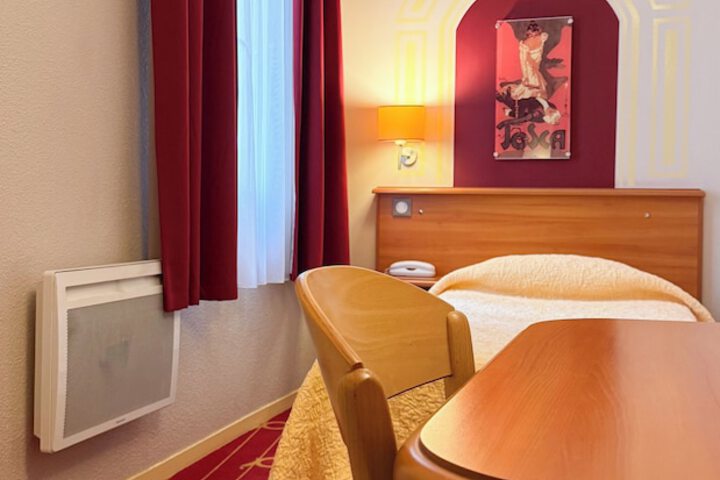 Room 5 of 29