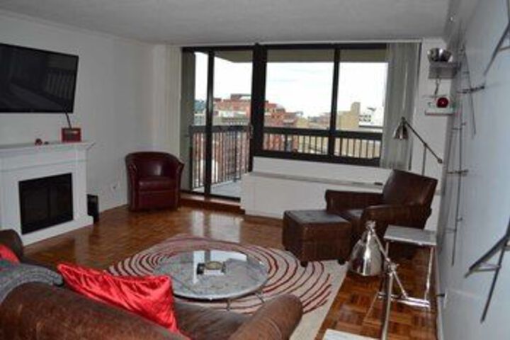 West End Hideaway by Vacasa in Boston, MA
