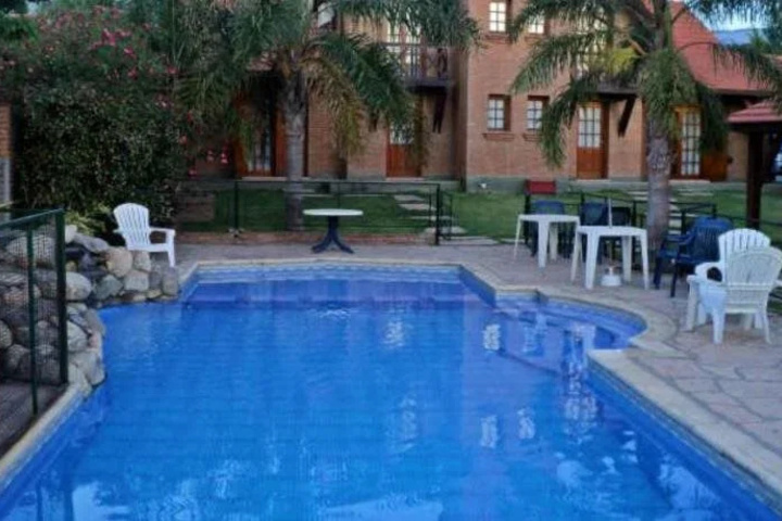 Pool 8 of 12