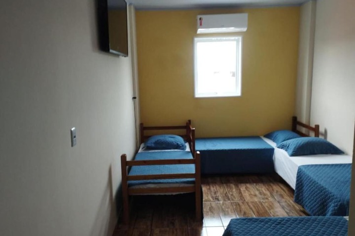 Room 14 of 27