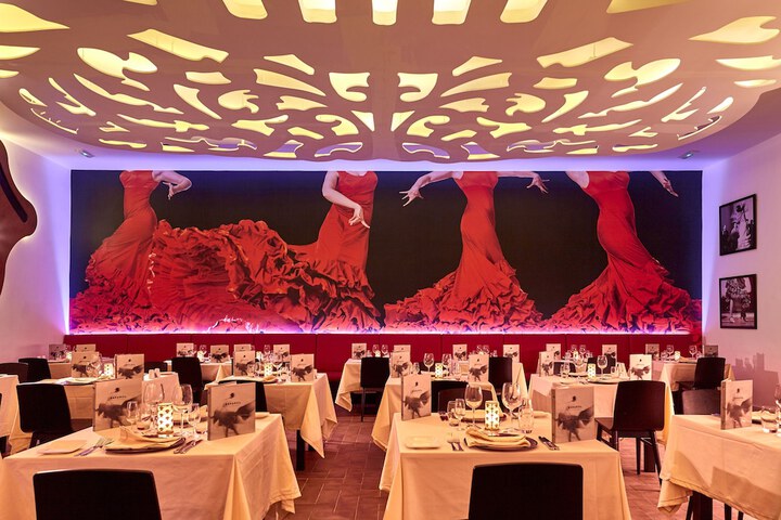 Dining 72 of 91