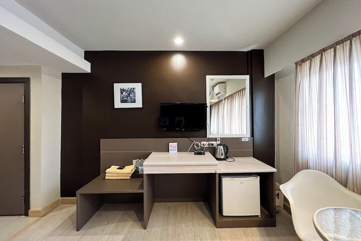 Room 9 of 41