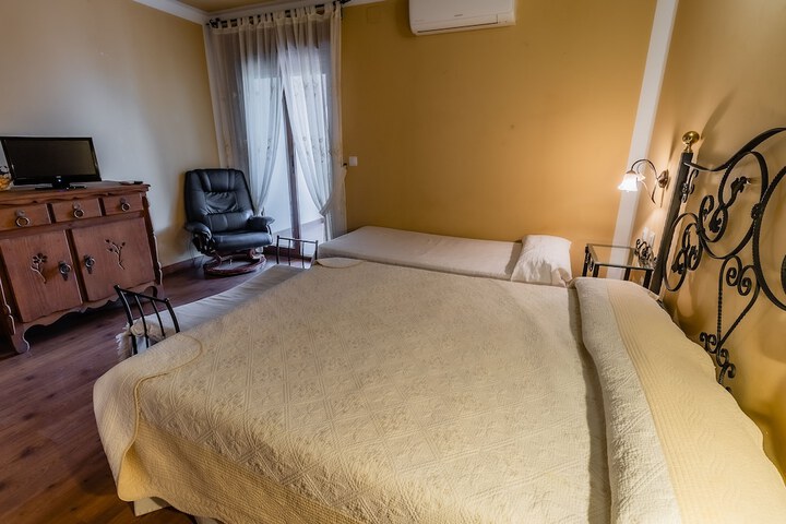 Room 6 of 64