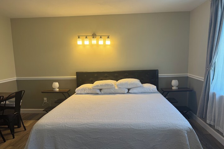 Room 25 of 58
