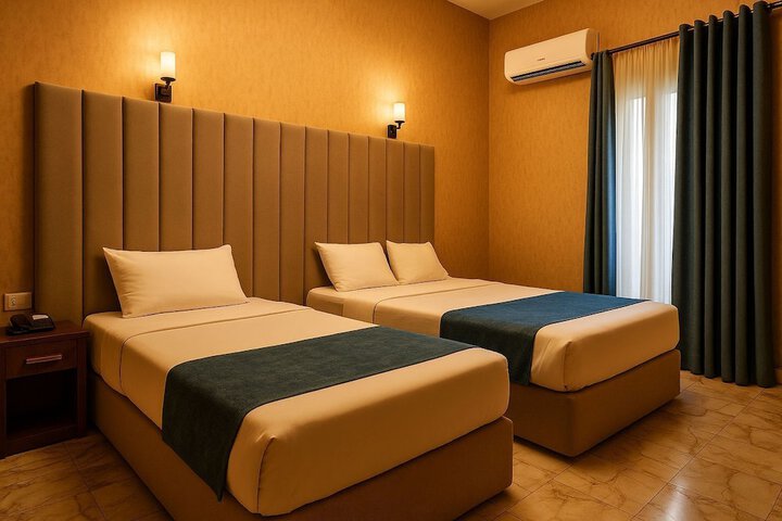 Room 5 of 11