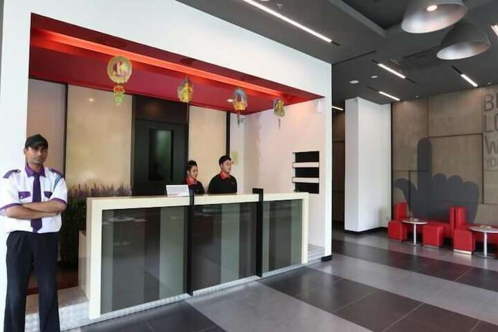 Guest Lobby