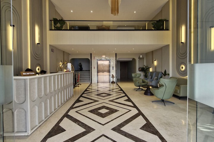 Hotel Interior 2 of 18
