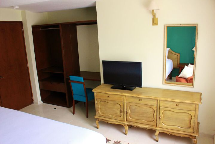 Room 12 of 131