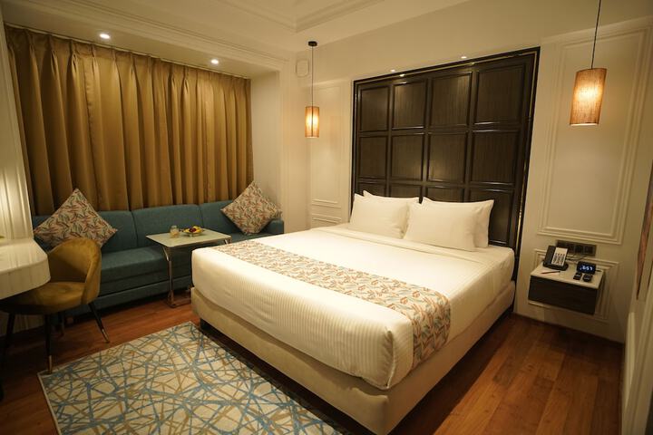 Room 10 of 70