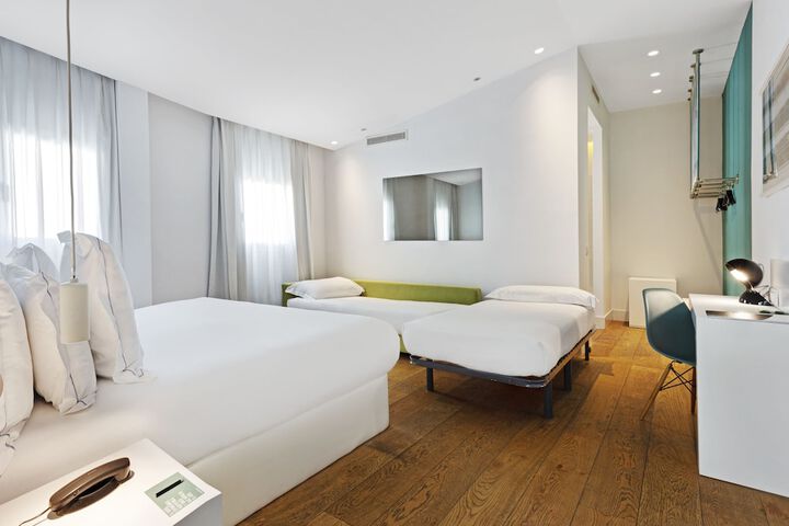 Room 21 of 56