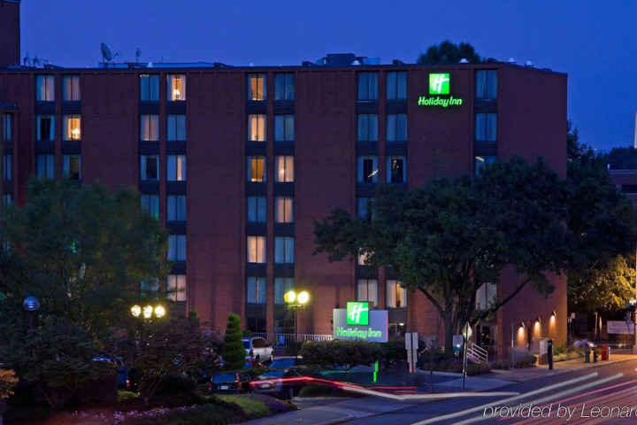 Photo of HOLIDAY INN WASHINGTON-GEORGETOWN