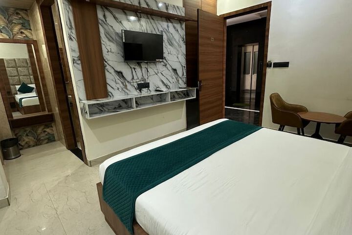 Room 20 of 36