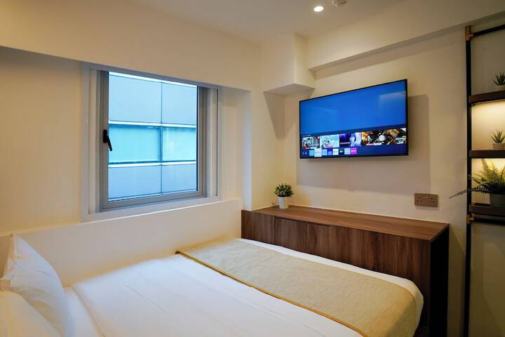 Room 31 of 61