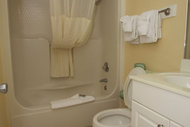 Room 28 of 58