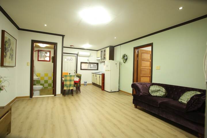 Room 54 of 82