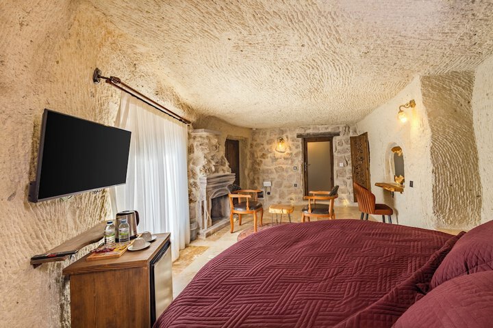 Room 26 of 105