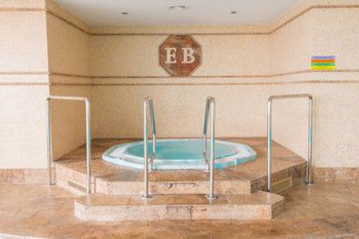 Spa 19 of 28