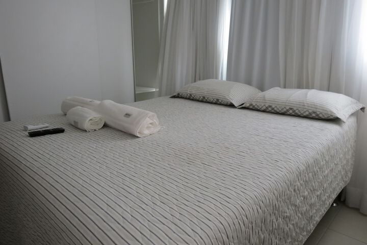 Room 4 of 14