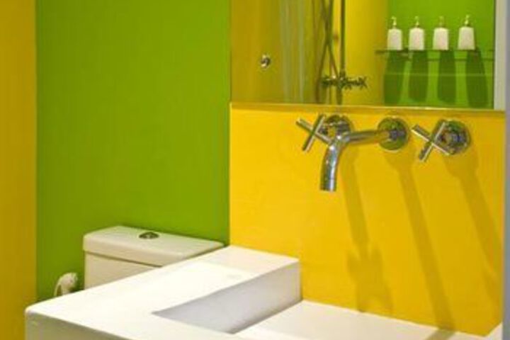 Clean Restrooms
