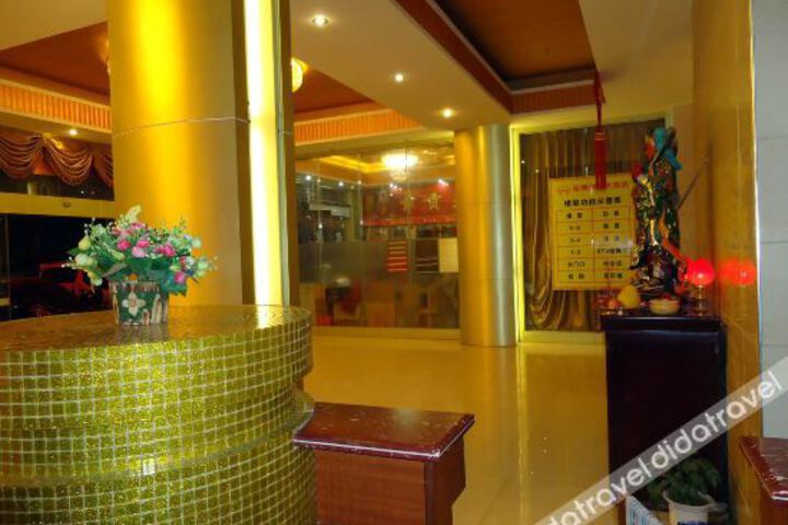 Hotel Interior 10 of 15