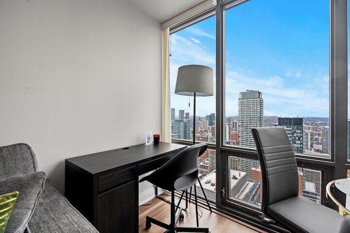 Room 113 of 195