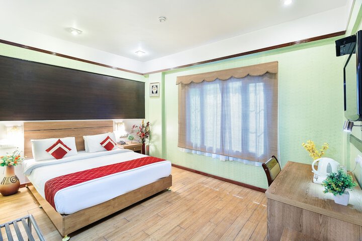 Room 15 of 36