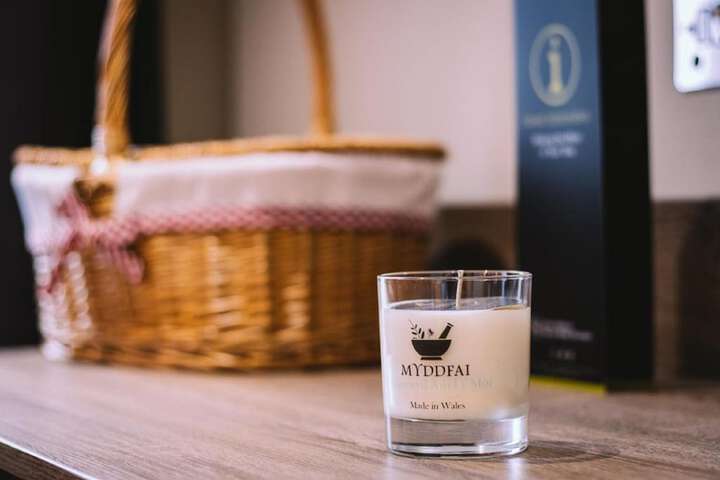 Room amenity