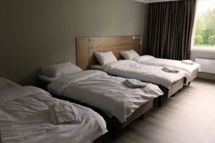 Room 38 of 59