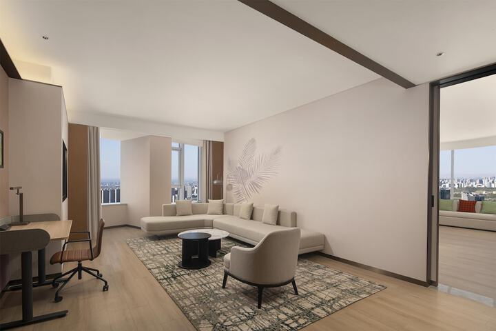 Room 25 of 49