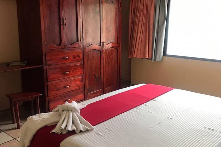 Room 9 of 42